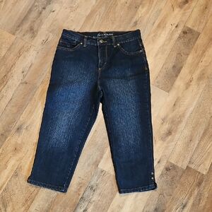 👖Gloria Vanderbilt Navy Denim Capris
